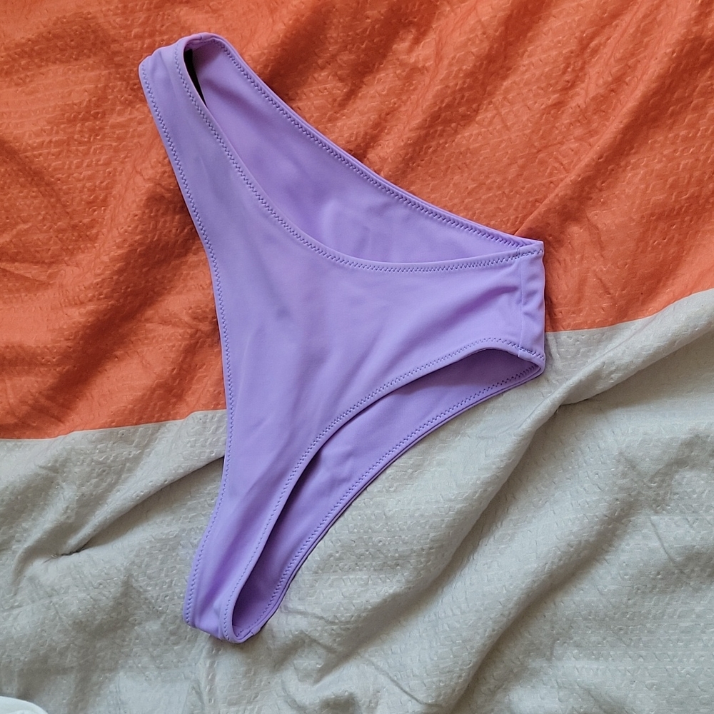 Blackbough Lilac Scrunch bottoms